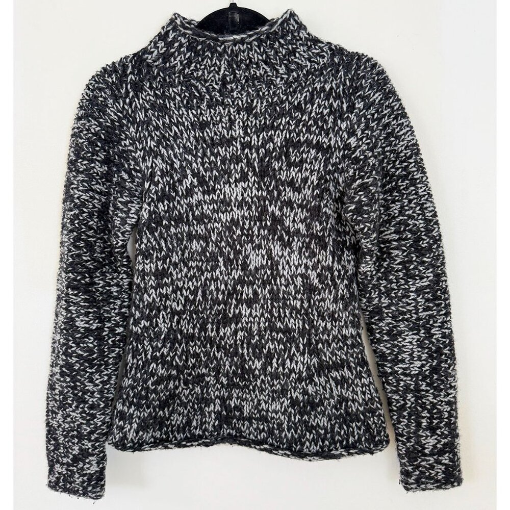 Belstaff England Black & White 100% Cashmere Sweater